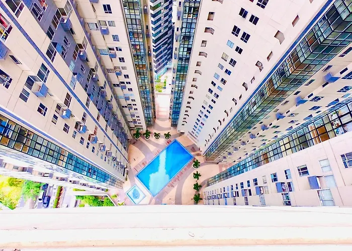 Antonios Place 2br Loft At Fort Victoria Bgc W/ Free Wifi & Netflix Apartment *