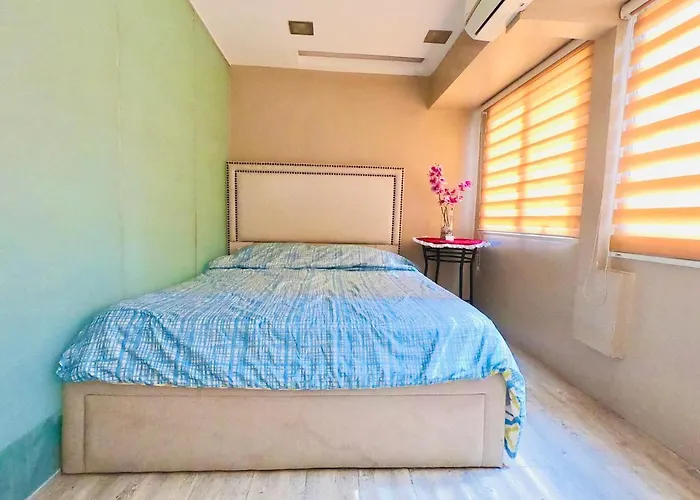 Apartment Antonios Place 2br Loft At Fort Victoria Bgc W/ Free Wifi & Netflix Manila