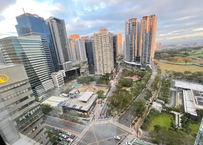 Antonios Place 2br Loft At Fort Victoria Bgc W/ Free Wifi & Netflix *