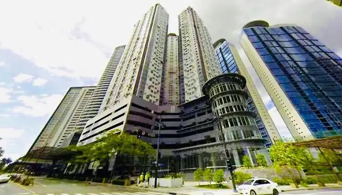 Antonios Place 2br Loft At Fort Victoria Bgc W/ Free Wifi & Netflix Apartment *