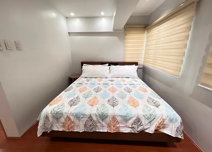 Antonios Place 2br Loft At Fort Victoria Bgc W/ Free Wifi & Netflix Apartment Manila