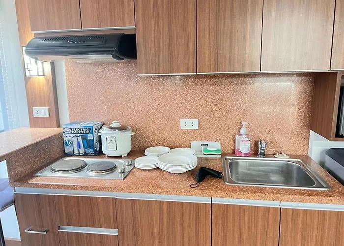 Apartment Antonios Place 2br Loft At Fort Victoria Bgc W/ Free Wifi & Netflix Manila
