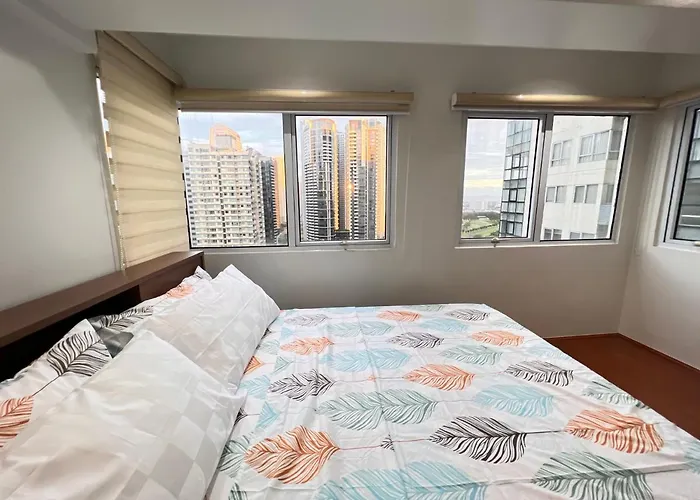 Antonios Place 2br Loft At Fort Victoria Bgc W/ Free Wifi & Netflix *