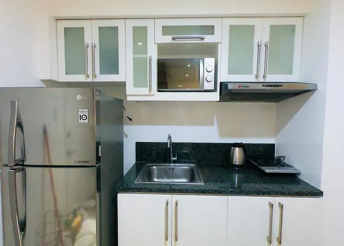 Antonios Place 2br Loft At Fort Victoria Bgc W/ Free Wifi & Netflix Apartment Manila
