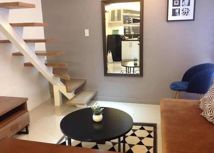 Antonios Place 2br Loft At Fort Victoria Bgc W/ Free Wifi & Netflix