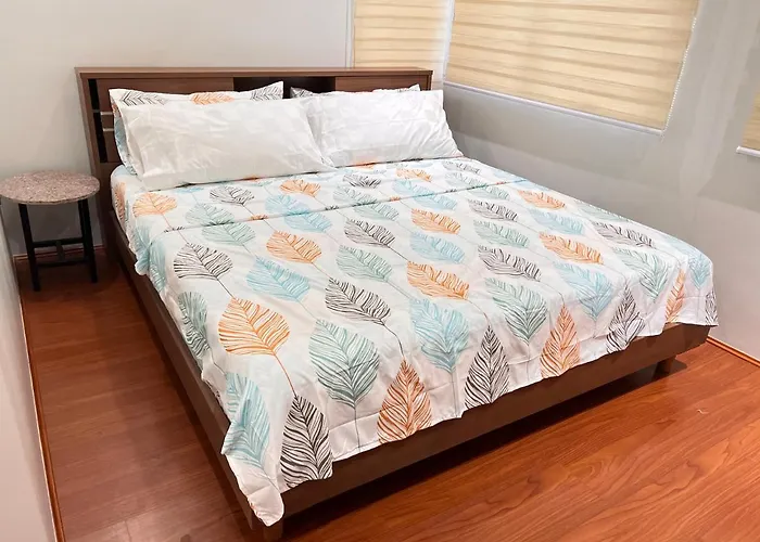 Antonios Place 2br Loft At Fort Victoria Bgc W/ Free Wifi & Netflix * Manila